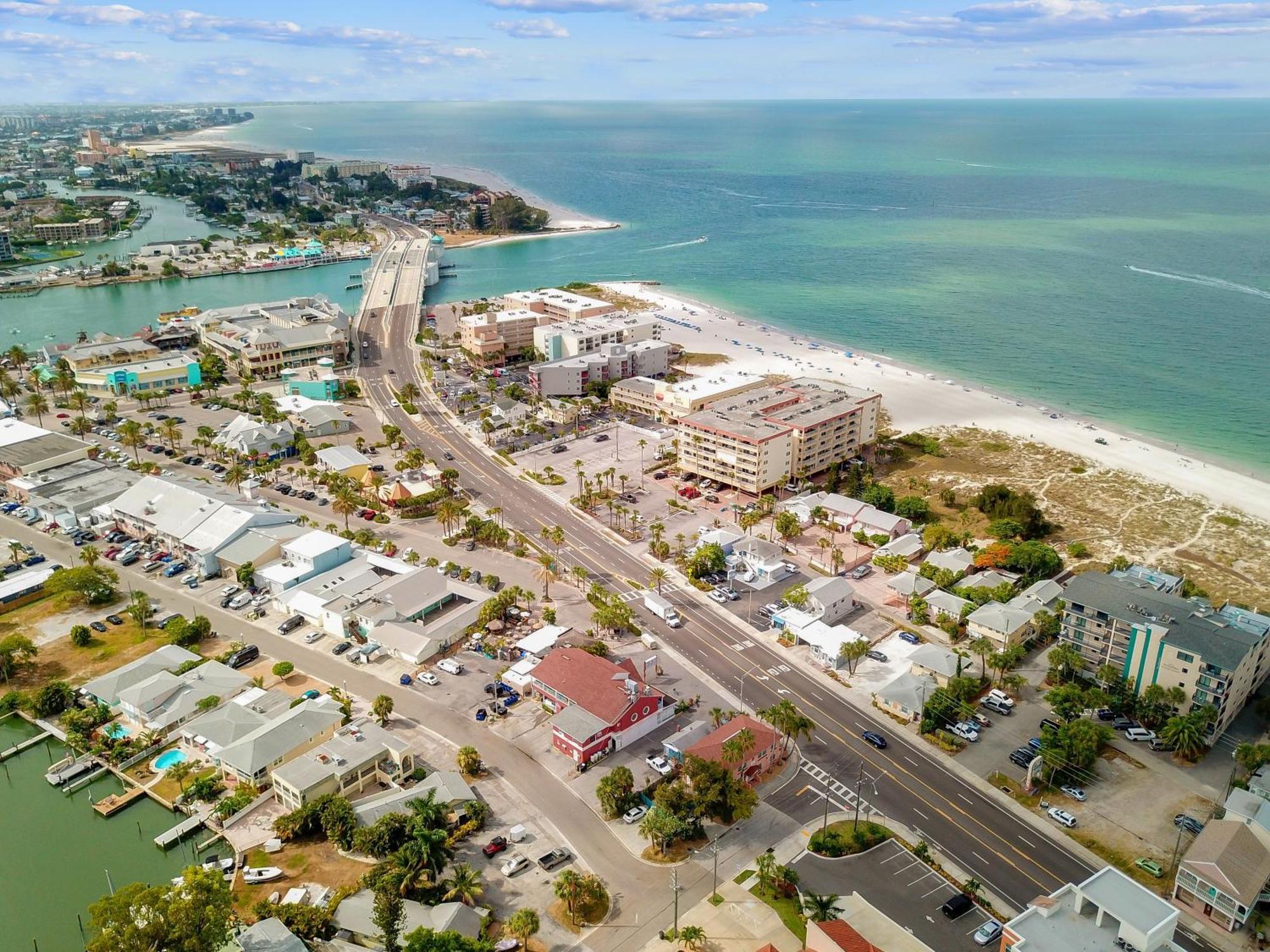 Villas At John'S Pass By Travel Resort Services St. Pete Beach Exterior foto